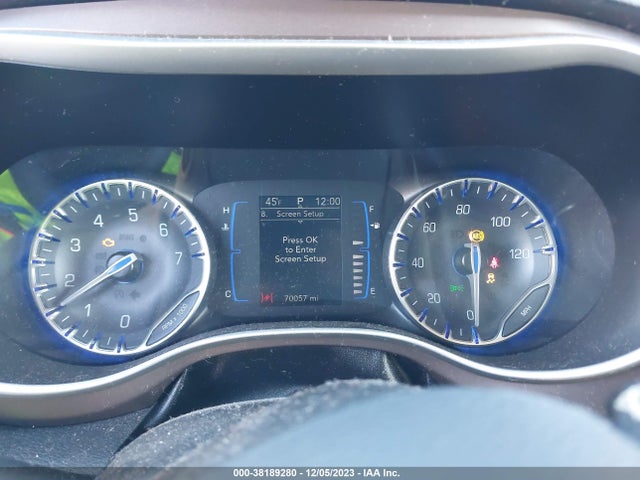 2C4RC1DG3LR283273 Chrysler Voyager Lxi