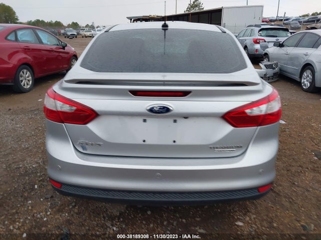 Ford Focus Titanium 2014 1FADP3J25EL303494 Image 17