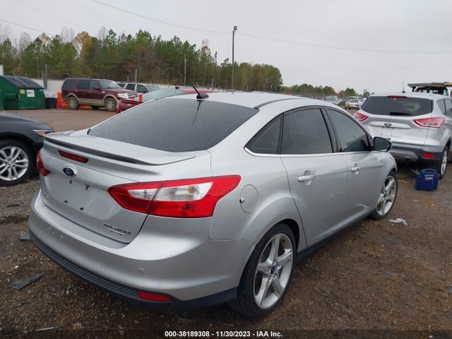 Ford Focus Titanium 2014 1FADP3J25EL303494 Image 4