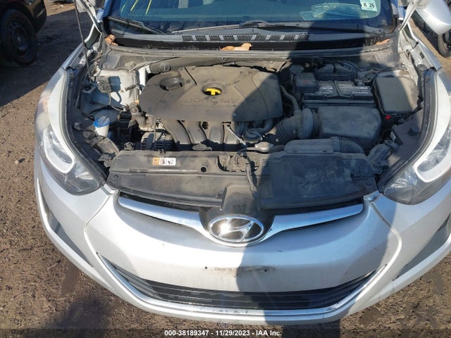 2015 HYUNDAI ELANTRA SE VIN: 5NPDH4AE0FH554372