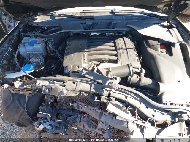 2017 PORSCHE CAYENNE WP1AA2A27HKA89478 Photo 9