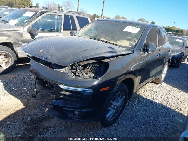 2017 PORSCHE CAYENNE WP1AA2A27HKA89478 Photo 1