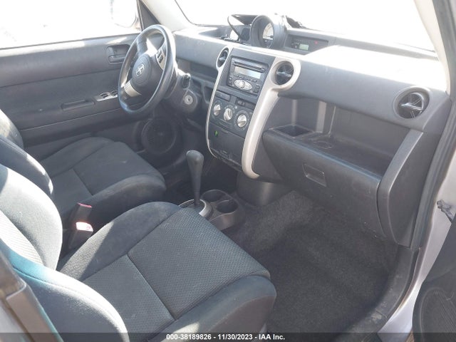2006 SCION XB VIN: JTLKT324864061796
