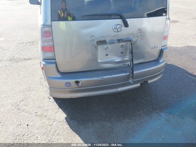 2006 SCION XB VIN: JTLKT324864061796