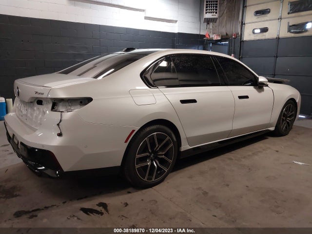 BMW 760i Xdrive 2023 WBA33EJ02PCN27706 Image 4