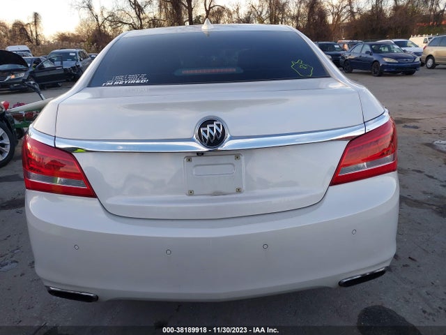 Buick Lacrosse Leather 2015 1G4GC5G30FF199832 Image 17