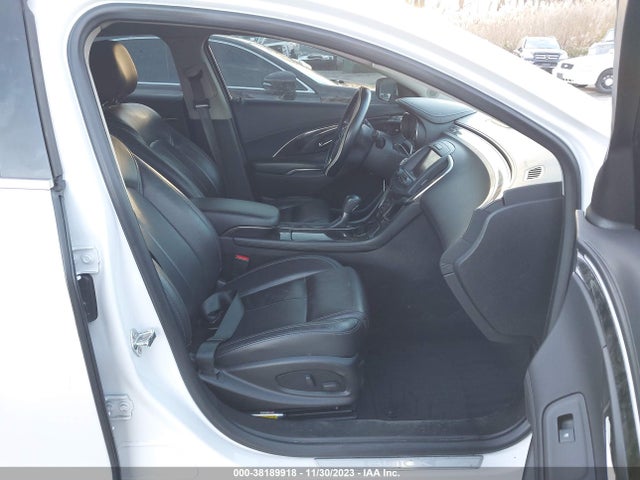 Buick Lacrosse Leather 2015 1G4GC5G30FF199832 Image 5