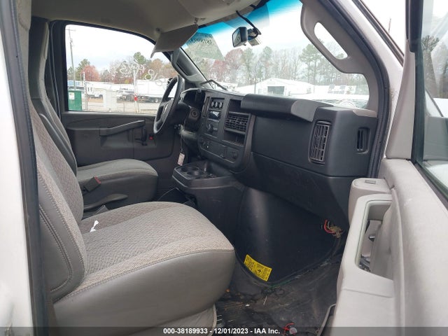 Chevrolet Express 2500 Work Van 2017 1GCWGAFF6H1219784 Image 5