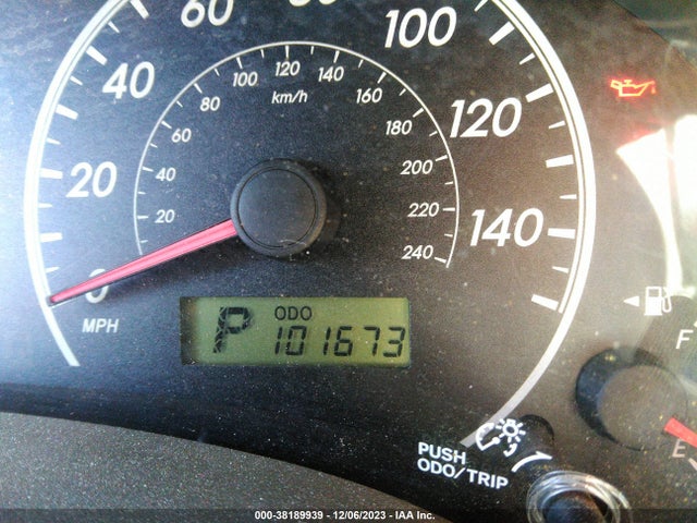 2010 TOYOTA COROLLA LE VIN: 1NXBU4EE2AZ195243