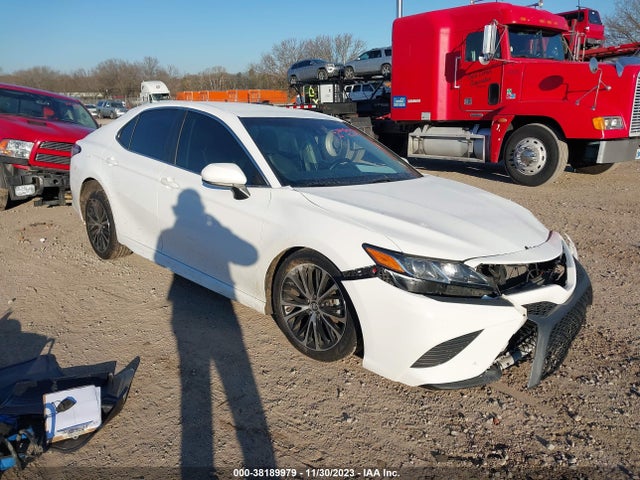 Toyota CAMRY SE 2018 4T1B11HK7JU634834 main image