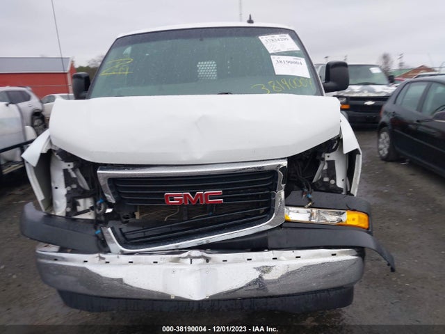 GMC Savana 2500 Work Van 2019 1GTW7AFG1K1363260 Image 12
