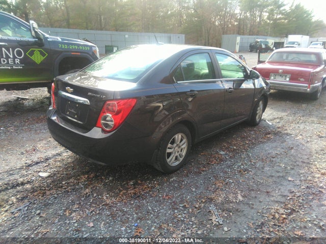 Chevrolet Sonic Lt Auto 2014 1G1JC5SH4E4241645 Image 4