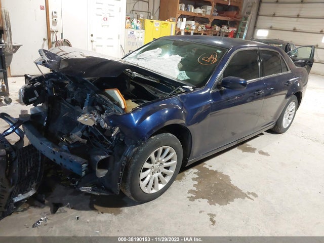 Chrysler 300 2014 2C3CCAAG2EH119875 Image 2