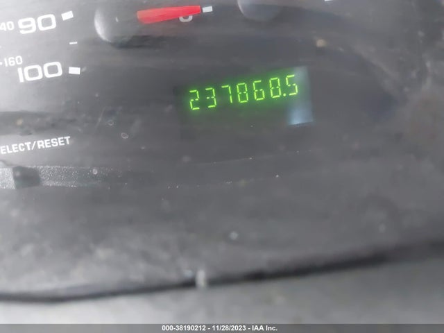 2005 FORD E-150 RECREATIONAL/COMMERCIAL VIN: 1FTRE14W55HA69319