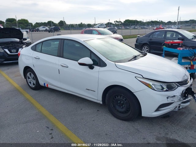 2018 1G1BC5SM5J7108371 main image
