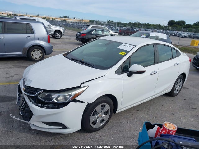 Chevrolet Cruze Ls Auto 2018 1G1BC5SM5J7108371 Image 2