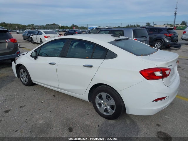 Chevrolet Cruze Ls Auto 2018 1G1BC5SM5J7108371 Image 3