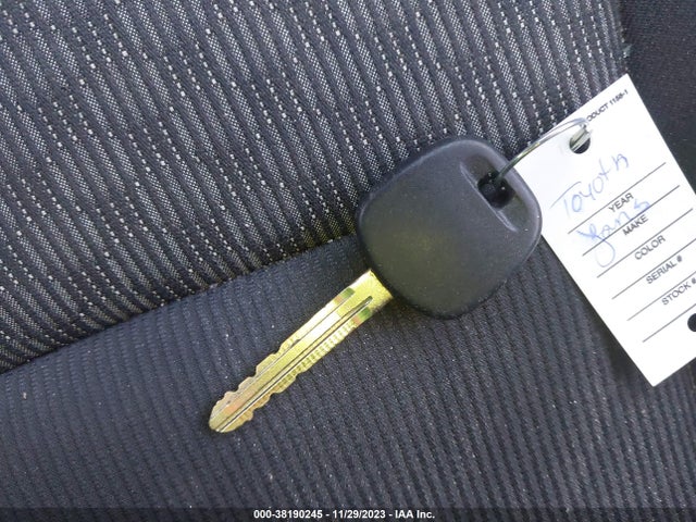 Toyota YARIS L 2016 VNKKTUD31GA063518 Image 11