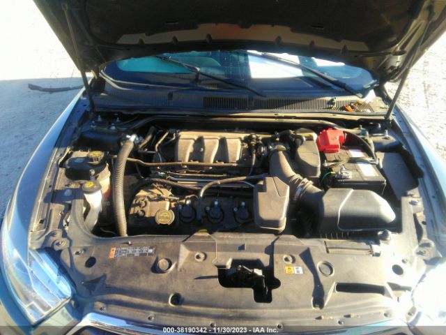 1FAHP2F83GG156774 Ford Taurus Limited