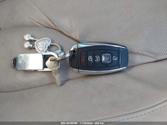 5LMTJ3DHXKUL43690 Lincoln Mkc Reserve