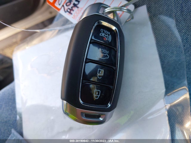 2019 HYUNDAI SANTA FE SEL VIN: 5NMS33AD4KH073068