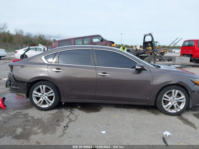 1N4BL3AP2HC116393 Nissan Altima 3.5 Sl/3.5 Sr