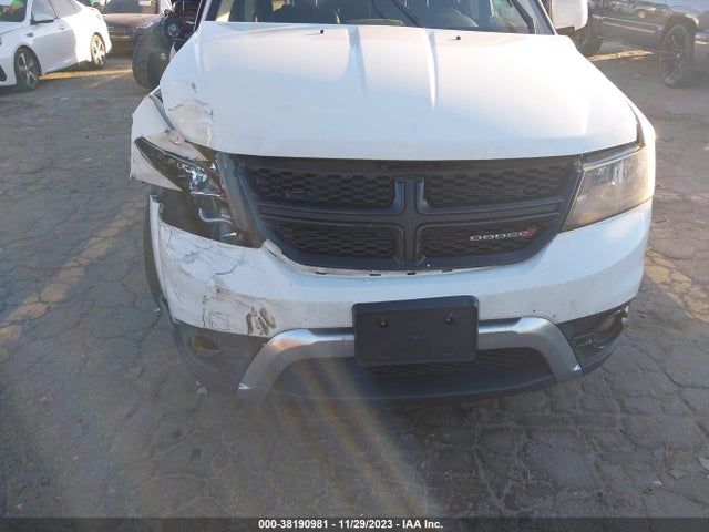 Dodge Journey Crossroad 2019 3C4PDCGG7KT778454 Image 6