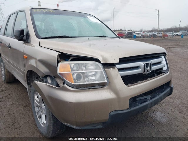 2007 HONDA PILOT LX VIN: 2HKYF18167H522875
