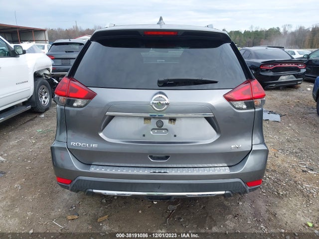 2018 NISSAN ROGUE SV VIN: KNMAT2MT4JP532999