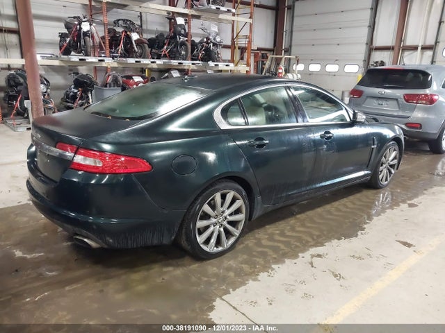 2011 JAGUAR XF SAJWA0GB9BLR85299 Photo 3