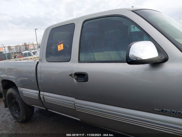 2000 CHEVROLET SILVERADO 1500 VIN: 1GCEK19T6YZ183771