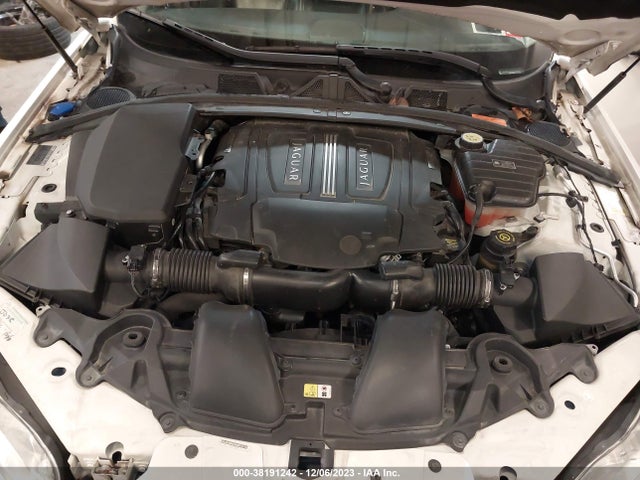 2010 JAGUAR XF SAJWA0HE3AMR75174 Photo 9