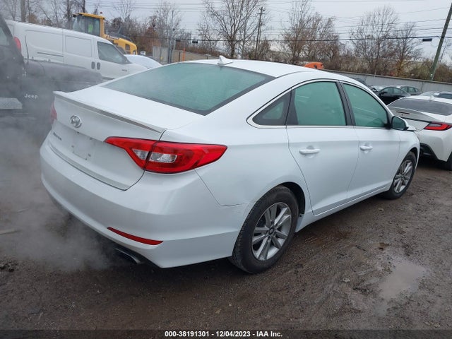 2016 HYUNDAI SONATA SE VIN: 5NPE24AF4GH357558