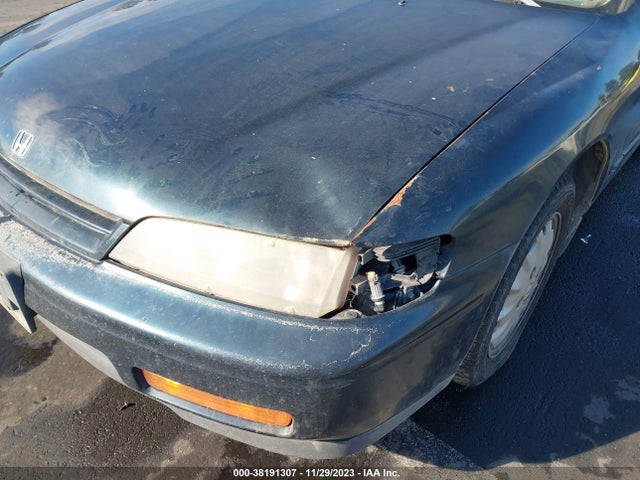 1995 HONDA ACCORD EX VIN: 1HGCD7164SA040903