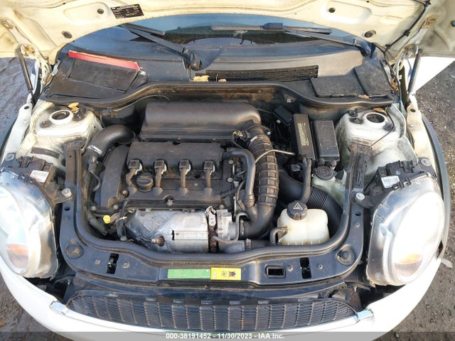 2010 MINI COOPER S WMWMF7C59ATZ71883 Photo 9
