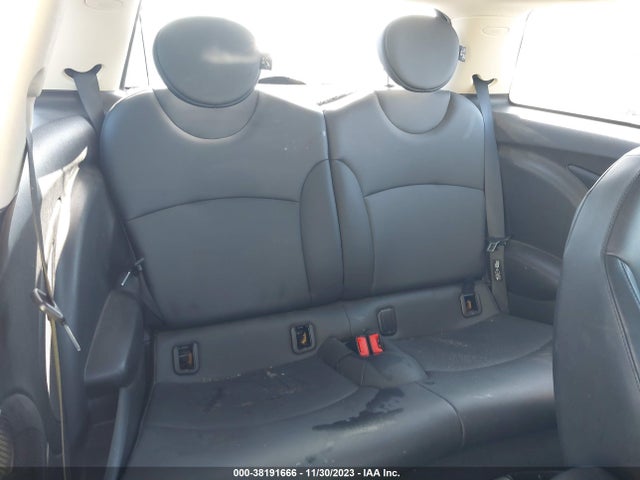 2011 MINI COOPER S WMWSV3C50BTY13582 Photo 7