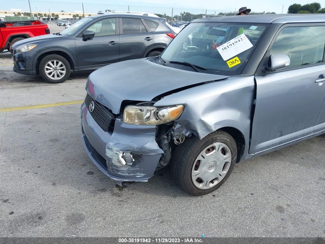 2009 SCION XB VIN: JTLKE50E391091540
