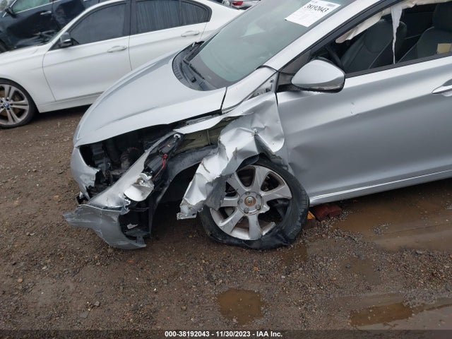 2013 HYUNDAI ELANTRA LIMITED VIN: 5NPDH4AE2DH242972