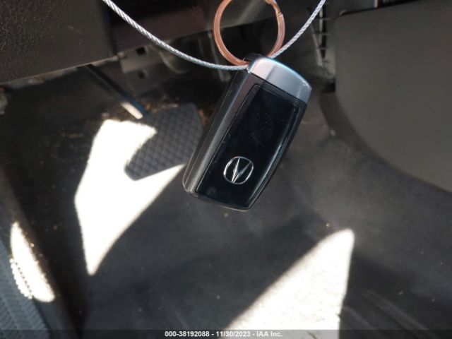 19UDE2F36KA010790 Acura Ilx Standard
