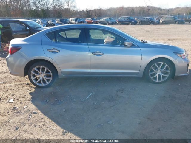 19UDE2F36KA010790 Acura Ilx Standard