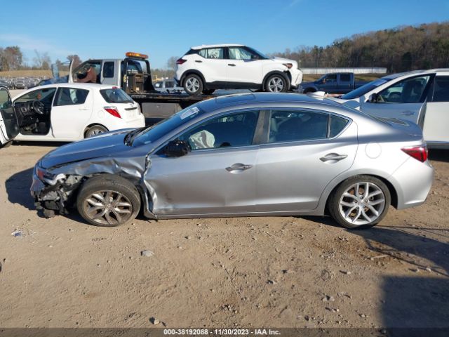 19UDE2F36KA010790 Acura Ilx Standard