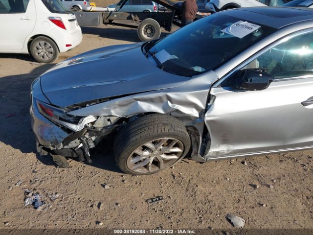 19UDE2F36KA010790 Acura Ilx Standard
