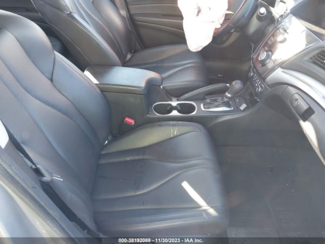 19UDE2F36KA010790 Acura Ilx Standard
