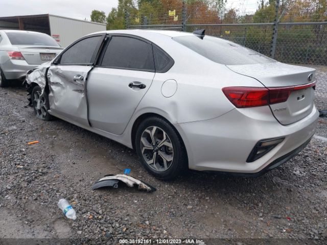 3KPF24AD1ME340185 KIA Forte Lxs
