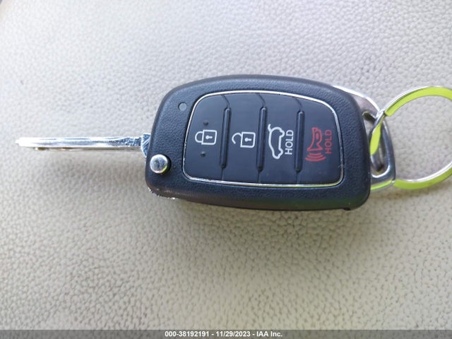 2015 HYUNDAI SONATA SE VIN: 5NPE24AF7FH002995
