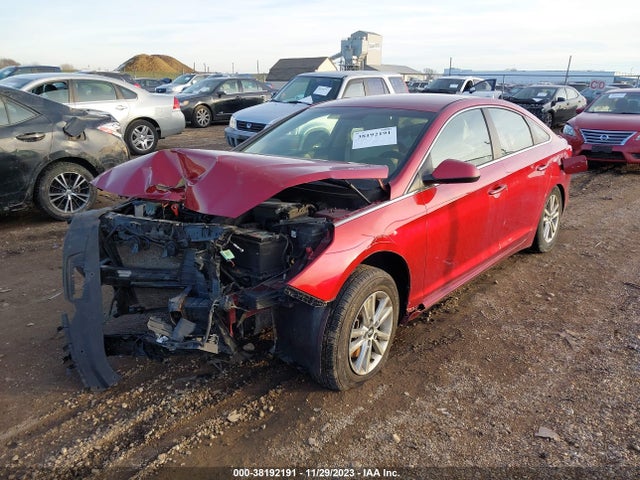 2015 HYUNDAI SONATA SE VIN: 5NPE24AF7FH002995
