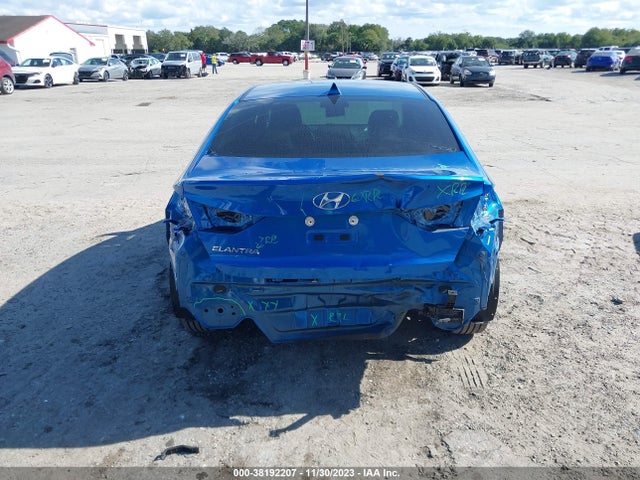 2018 HYUNDAI ELANTRA SEL VIN: 5NPD84LF7JH310796