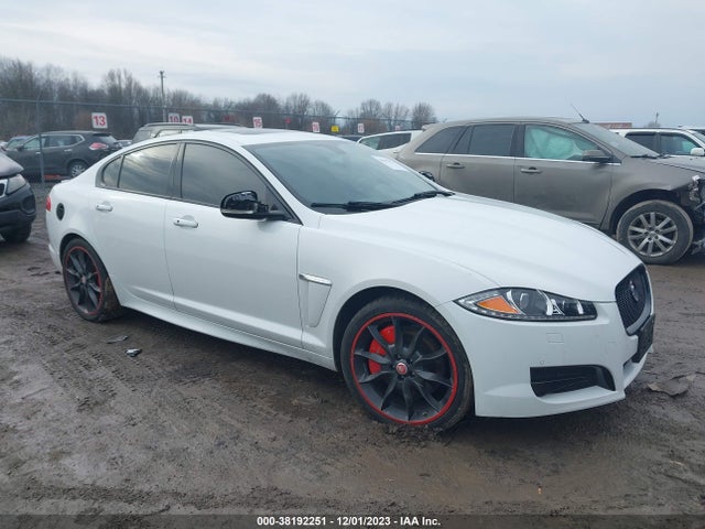 2015 JAGUAR XF SAJWJ0FF8F8U47514 Photo 0