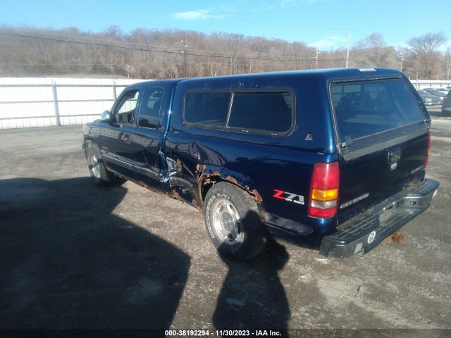 2002 CHEVROLET SILVERADO 1500 LS VIN: 1GCEK19T22E215663