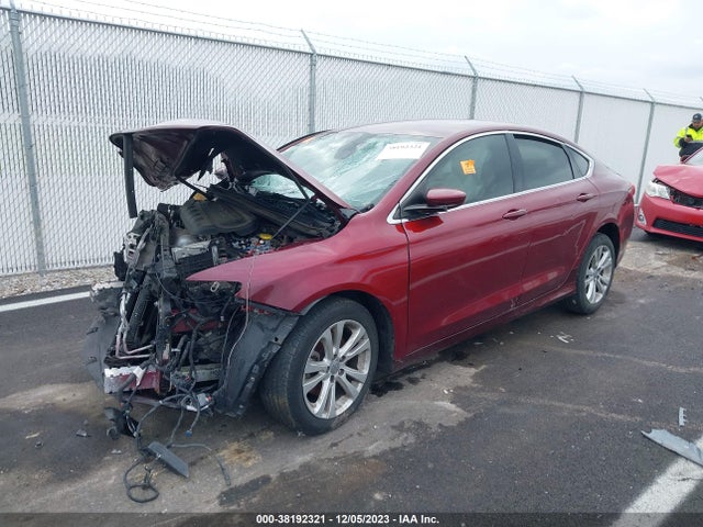 Chrysler 200 Limited 2015 1C3CCCAB2FN556655 Image 2